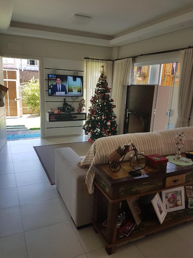 Casa De Em Ponta Canas, *
